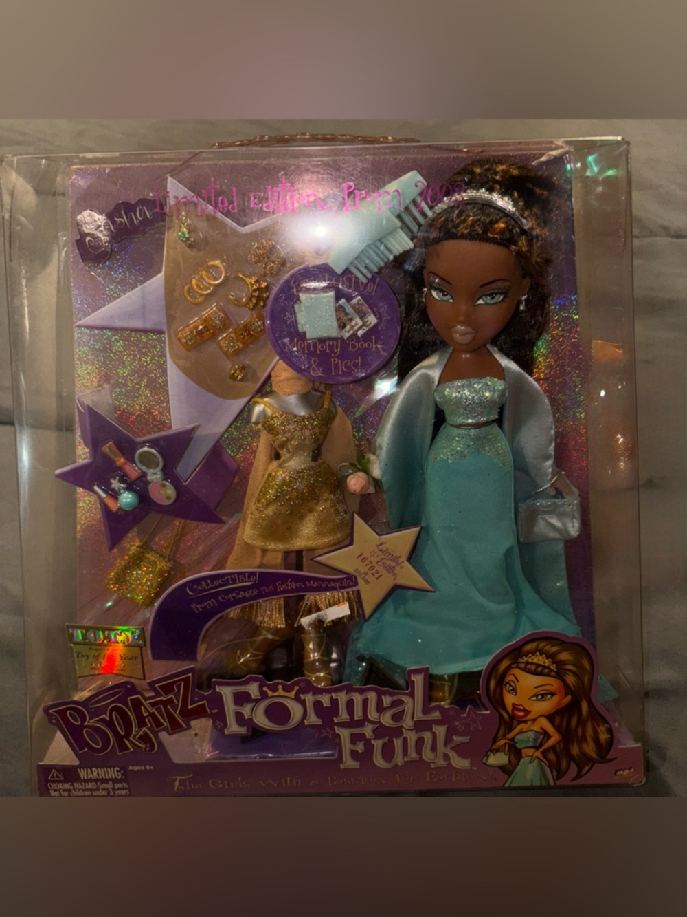 Bratz Formal Funk Prom Doll in Teal & Gold